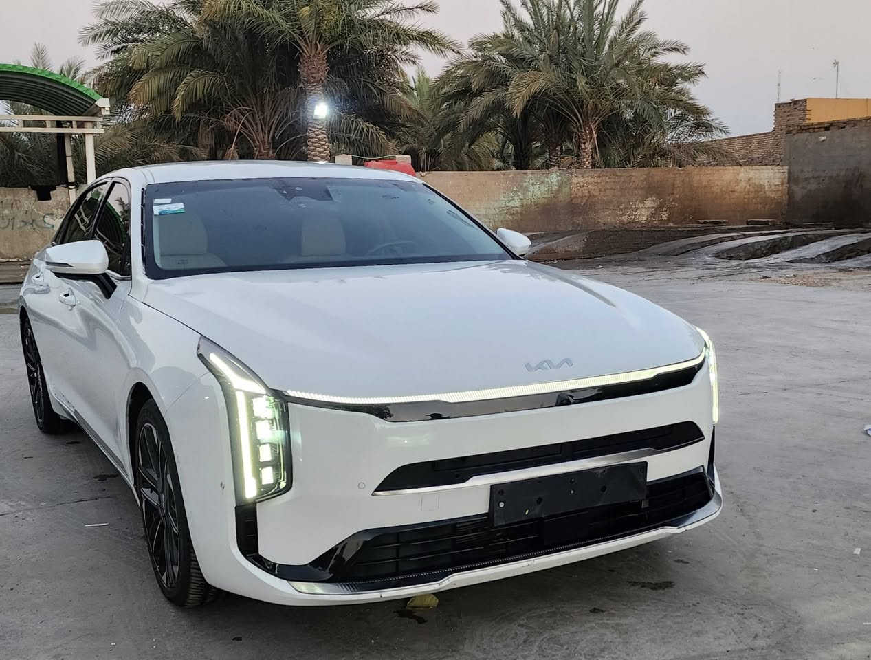من رخصة الادمن موديل ٢٥ ٢٦ كي ٨ اعلى مواصفات بنزين هايبرد مرقم تحويل مباشر السعر ١٩٠ قفل للاتصال ***********
