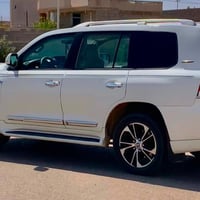 لاندكروز • ٢٠١٠ • رقم بغداد
