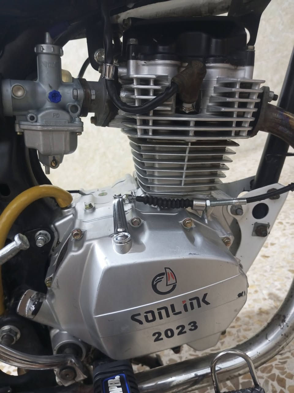 سلام عليكم 👋
دراجه اربعه كير 🏍
مديل 23 
رقم وسنويه سنويه29 
مفتوحه مبدله بوشه وبستم 
السعر 825وبيها مجال بسيط 
مكان نجف حي الميلاد  
رقم الهاتف ***********
