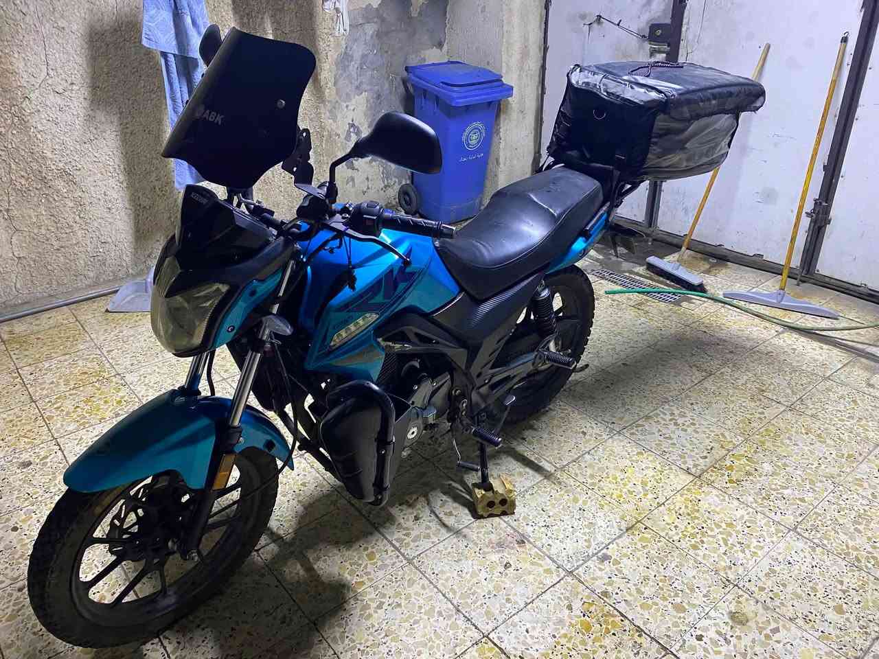 سلام عليكم دراجه RK مكينه 200s للبيع دارجه مرقمه وبيه سنويه حلوه ونظيفه بيه تفاصيل بصيطه الي يحب يتوصل على هاذا الرقم *********** موجود واتساب  مكاني بغداد بياع مقابيل ألعاب السيديه
