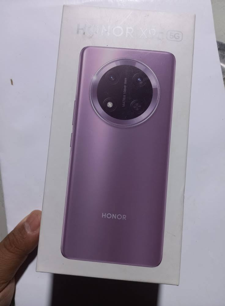 جهاز هونر x9c للبيع شغال
مواصفات الجهاز
رام 12 كيكا
ذاكرة 256 كيكا
معااج snapdragon 6gen 1
شحن سريع 66 واط
بطارية 6600mA كاربون سليكون
سماعات ستيريو
شاشة 6.78 انش املد 120 هرتز

5G
مقاوم للكسر والسقوط والماء والغبار IP65M
كامرة رئيسية بدقة 108ميكابكسل
كامرة واسعة بدقة 5 ميكابكسيل
كامرة امامية بدقة 16ميكا بكسيل

الجهاز وياه كارتونه والشاحن والكيبل الاصلي
ملاحظة اكو كسر بسيط بالشاحن 
والشاشة الجامة مكسورة (اكو فطر باللمس مو اللزكة)
النقال وياه درع وكفرات 2
السعر 300 الف وبي مجال
للاستفسار
***********
***********
متوفر واتساب البصرة, العراق
