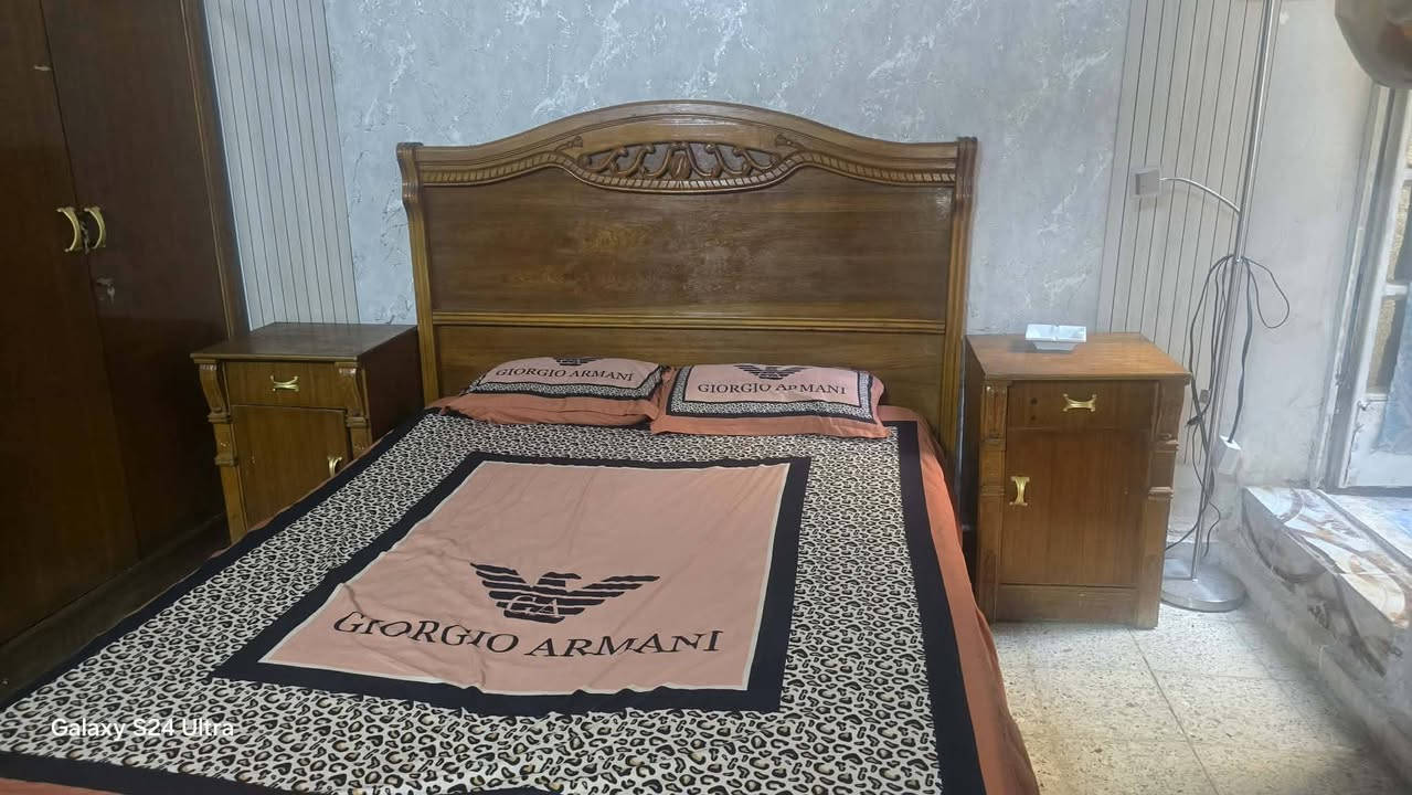 غرفه نوم تفصال للبيع 

المكان بغداد الكرخ حي الرساله خلف 
تجي وتشوف بعينك الخشب ماله امانه الله كلش ثكيله 
***********
