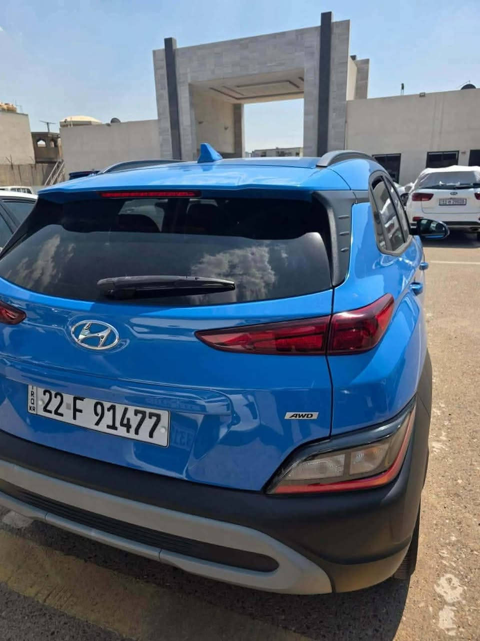 #جوز_ولوز
كونا 2022
فول تحكم ستيرن حساسات امامية
حساسات خلفية مستشعر وقوف
منافذ شحن USB 
لون ازرك المرغوب مرقمة أربيل
ماشية 70 الف
محرك 2000 دوش
حادثها جاملغ امامي ومرجعين البنيد بدون تبديل ايرباك سائق فقط وراجع سستم
صبغ على كد الطخه فقط
كير و محرك و شاصي مكفولات
 فول
دفع رباعي شاشة كبيرة
بصمة تشغيل عن بعد
كشنات جلد و بيهن تدفئة
كامرة خلفية دوارة فتحة سقف
رادارات مثبت سرعة
تحديد مسار اشاير بالمري
شحن لاسلگي مراقبة النقاط العمياء
دخول ذكي للابواب الامامية
٣ وضعيات قيادة هذني ابرز المواصفات 
السيارة وياهة غراض  بردات و دوشمة ستيرن وكشنات وارضيه جلد 
مكان السيارة
بغداد المنصور 
رقم الهاتف 
***********

لمعرفه السعر سوي تعليق على سوق بغداد أون لاين ـــــــ Baghdad Market  Online
