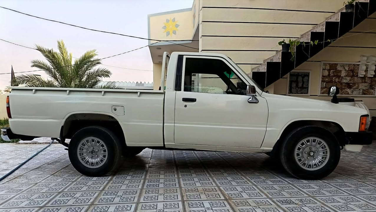 السلام عليكم
للبيع بيكم تيوتا مديل ٨٥
السياره معمرة جديد تعمير درجة أولئ
شرط رجع بلاد وجهازة ما تصرف عليها دينار
سنويا لل٢٠٢٨ شرط تحويل ثاني يوم رقم ديالى
العنوان ديالى المقدادية
السعر ٤٥ وبيها مجال بسيط
***********
