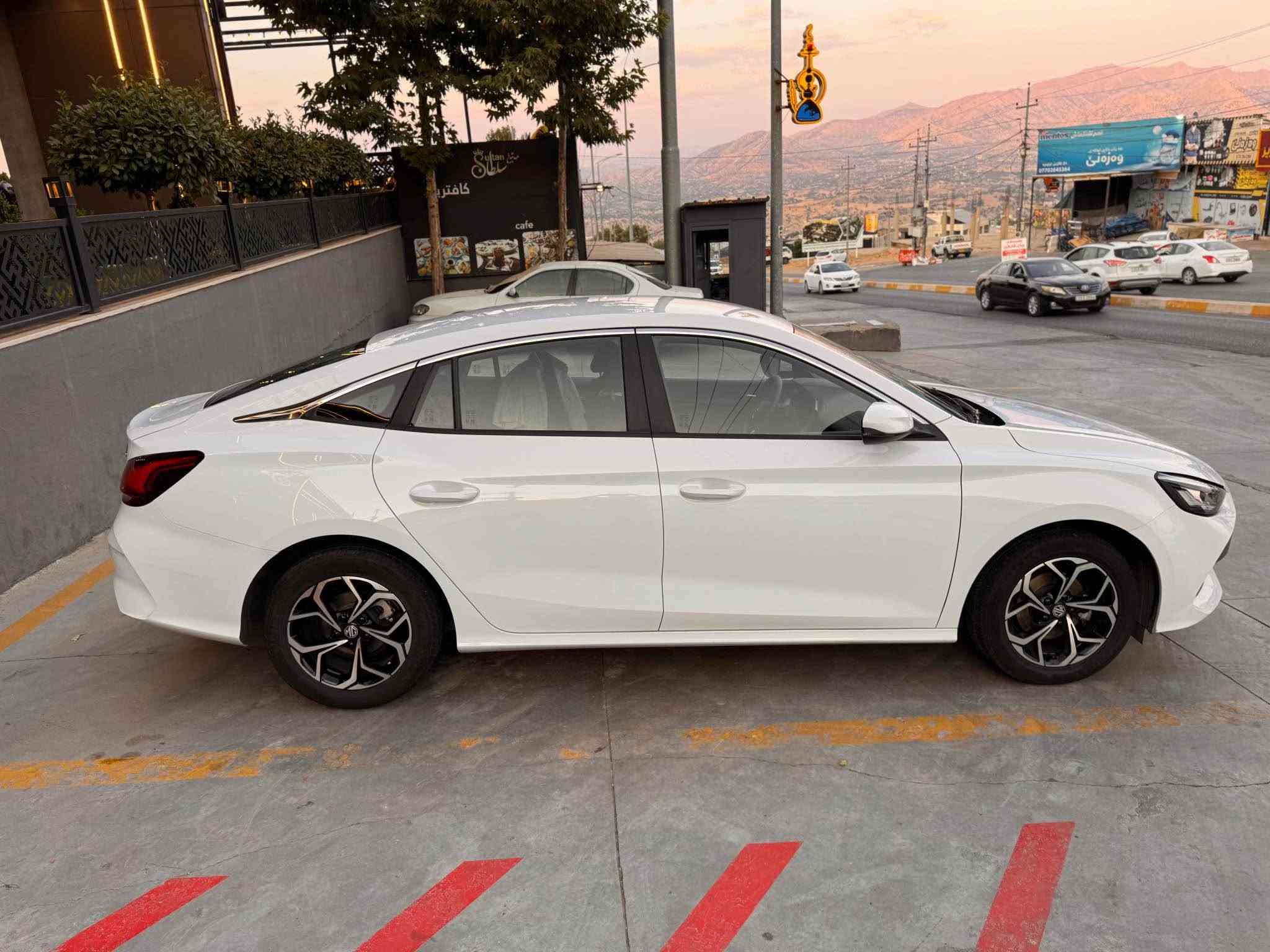 Mg 2025 
بێبۆیاخ بێ چاڵ بێشوخت 
سەیارەکە یەک دەستتە ١١ هەزار رۆشتووە 
گێرعادی 
١٠٢ گەلا 
گۆرینەوەش ئەکەم بە مازدا و فۆرد فیوشین 
*********** السليمانية, العراق
