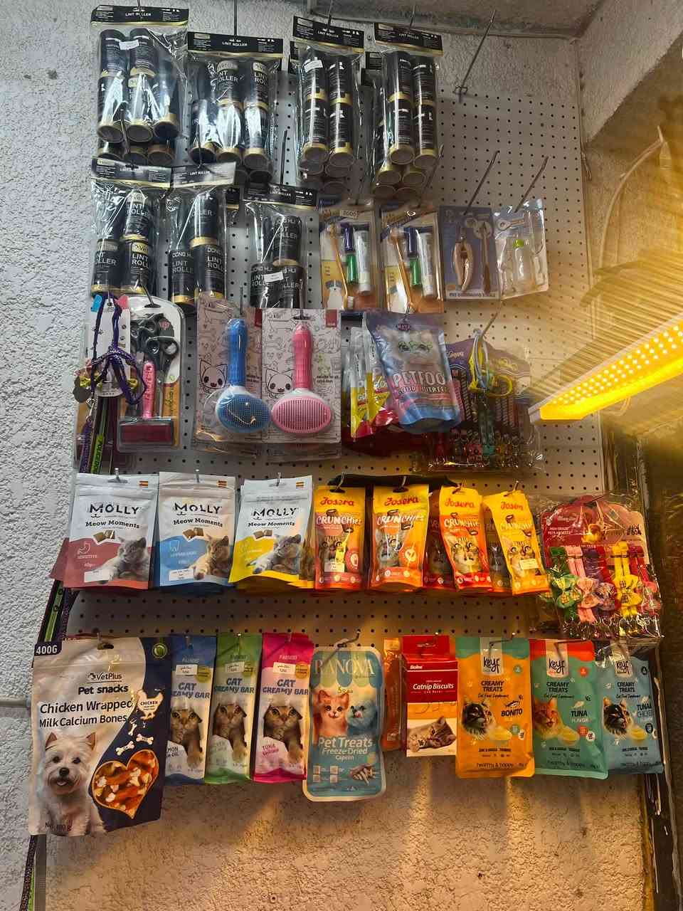 🔥🐱 عرض عالم القطط المميز 🐱🔥

🎁 باقة أليفك الاقتصادية 🎁

🐾 5 مغلفات ويسكاس
🪣 5 لتر رمل قطط
🍚 1 كغم دراي فود Reflex
🥫 1 معلب

💰 السعر الأصلي: 17,000 د.ع
🔥 سعر العرض: 15,000 د.ع فقط!

✨ وفّر 2,000 د.ع وخذ كل احتياجات أليفك بباقة واحدة ❤️

🚚 التوصيل مجاني لكافة مناطق سبع بكار

📞 للاتصال والاستفسار:
***********
***********

🐾 عالم القطط — كل احتياجات أليفك بمكان واحد 🐱
