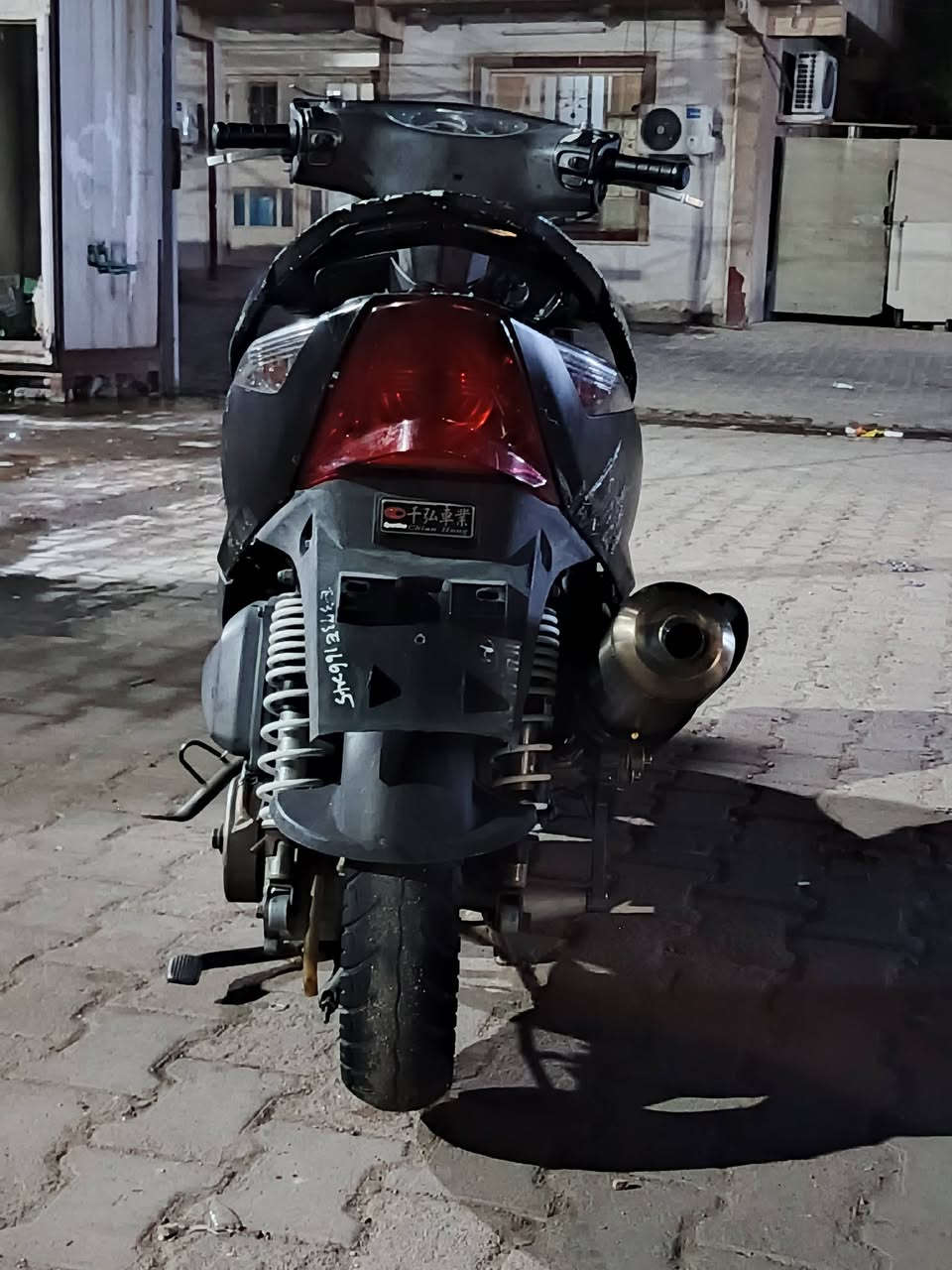 سلام عليكم دراجه ثعلب للبيع دراجه صاله شهر ونص نازله من الرمبه موجودة اوراقه والدراجه خير من الله شلعه ومعدل مكينه مكفوله كفاله عامه رايده ب 800 وبيه مجال بسيط ***********

