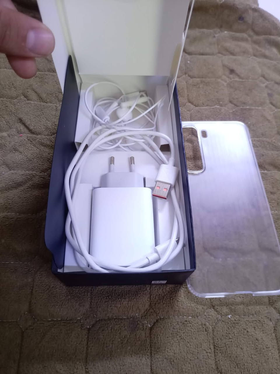 للبيع انفنكس هوت (60) برو
🔹 المواصفات:
الذاكرة: 256GB
الشاشة: منحنية
البصمة: داخل الشاشة
✅ الجهاز نظيف جدًا 
💰 السعر: 270 دينار وبي مجال بسيط 
العنوان بغداد بسمايه رقمي***********

