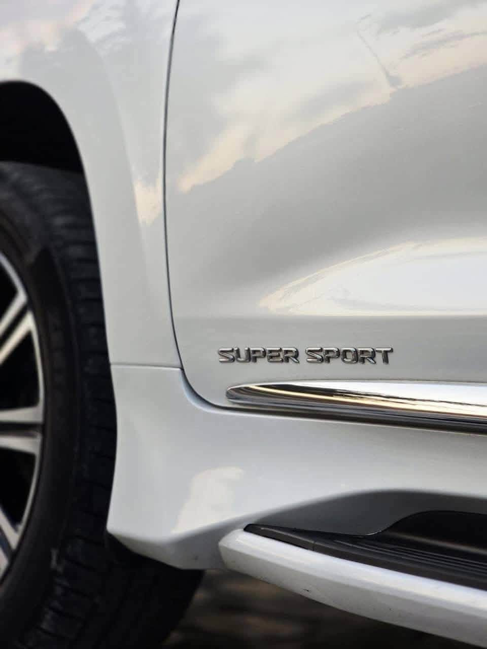 🚘✨ Lexus LX570 ✨🚘
📅 مۆدێل: 2016
🛣️ ماوەی ڕۆشتن: 170,000 کیلۆمەتر

🔹 بێ دەعمی
🔹 ئێرباگ نەتەقیوە و ناوی نەگرتووە 🛡️
🔹 هەموو پارچەکانی بیلادیە
🔹 7 پارچە ڕەشە لەسەر ساخی 🖤
🔹 گێڕ، مەکینە و کارەبا بەشەرتە ⚙️
🔹 بە تەواوی سیرفس کراوە 🔧
🔹 کتێبی جامی ڕەشی هەیە 🖤
🔹 تایەکانی تازەن 🛞✨
🔹 ماسەفات SUPER SPORT – فول ماسەفات 🔥

💰 نرخ: 445 گەڵا، مەجال هەیە 🤝

📞 بۆ زانیاری زیاتر:
*********** 📲

ــــــــــــــــــــــــــــ

🚘✨ Lexus LX570 ✨🚘
📅 موديل 2016
🛣️ الممشى: 170,000 كم

🔹 بدون دعمات
🔹 الإيرباغات لم تنفتح ولم تأخذ ضربة 🛡️
🔹 جميع القطع بلادية
🔹 7 قطع صبغ أسود على صخ 🖤
🔹 القير والمكينة والكهرباء على الشرط ⚙️
🔹 السيارة مسوية سيرفس كامل 🔧
🔹 لديها كتاب جام أسود 🖤
🔹 التايرات جديدة 🛞✨
🔹 مواصفات SUPER SPORT – فول مواصفات 🔥

💰 السعر: 445 گڵا، قابل للتفاوض 🤝

📞 للاستفسار والمعلومات أكثر:
*********** 📲
