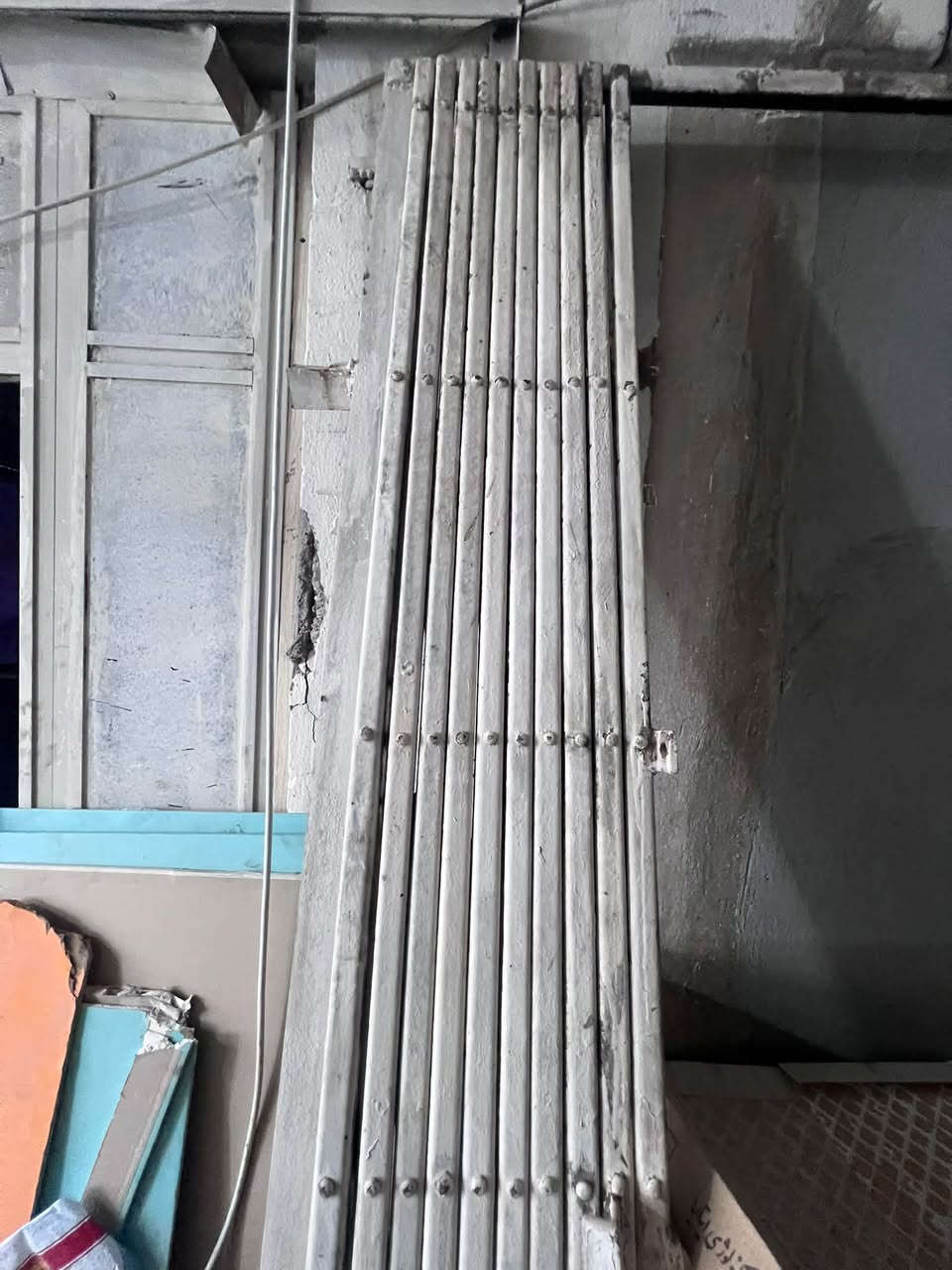 باب دفترية • سلايت ٣×٣ • نضيفه