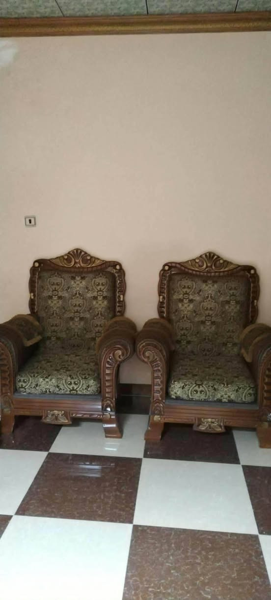 كنب • موصل جديده • قرب مدرسة القدس
