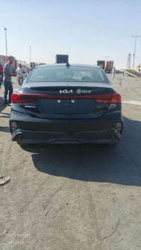 مكلف بالنشر كيا فورتي للبيع، موديل 2024، وارد امريكي ،لون أسود، ماشية ...
