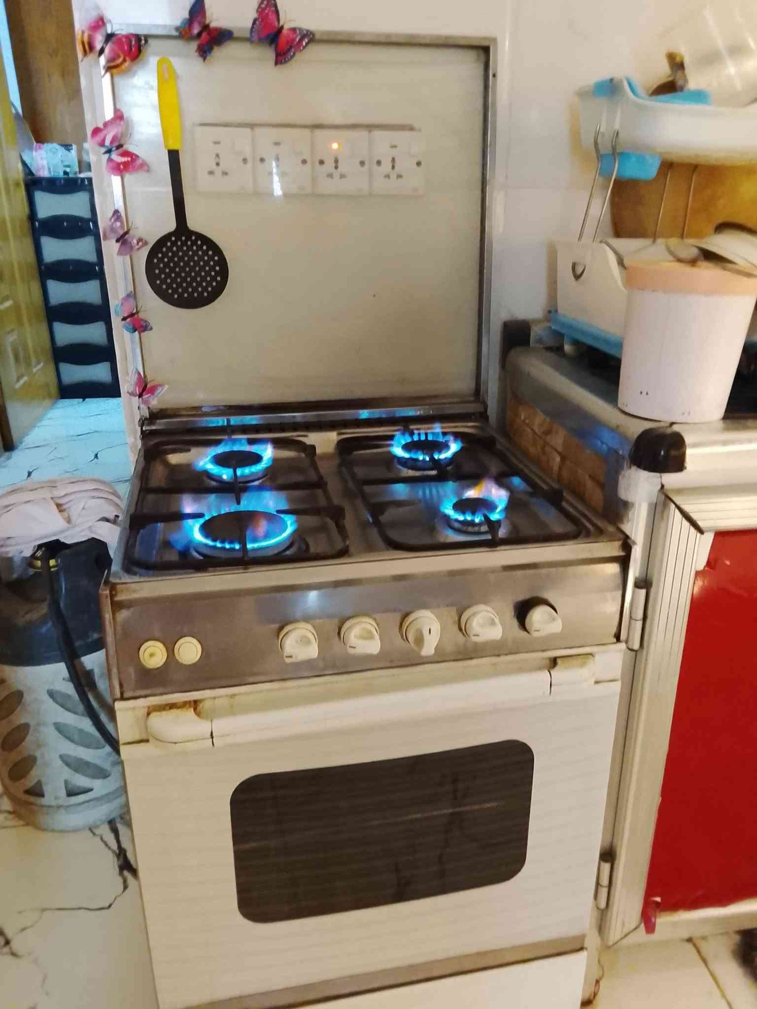 غراض للبيع بغداد عارضه بطحيه مجمده***********
