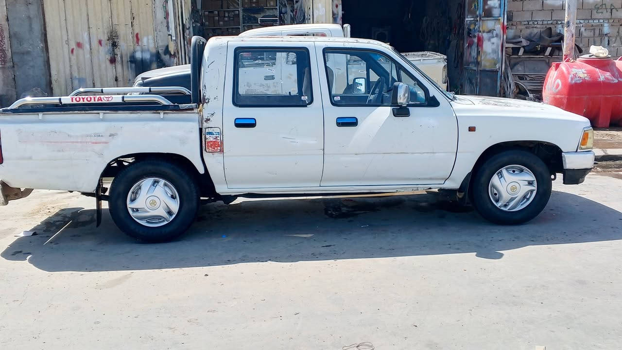 للبيع بيكم تيوتا موديل 89 رقم بغداد صدامي صاقطه 20 سنويه عظم عاج بسمي تحويل ثاني يوم سعره 24 ورقة مكان الناصرية الرفاعي مكلف بلنشر ***********
