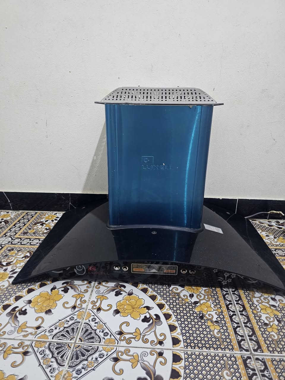 للبيع كلهن نضاف وجدد من عده ساحبه مستخدمه شي قليل وهيتر ودريد شحن حجم صغير جدد مامستخدمات 
ديالى شهربان ***********
