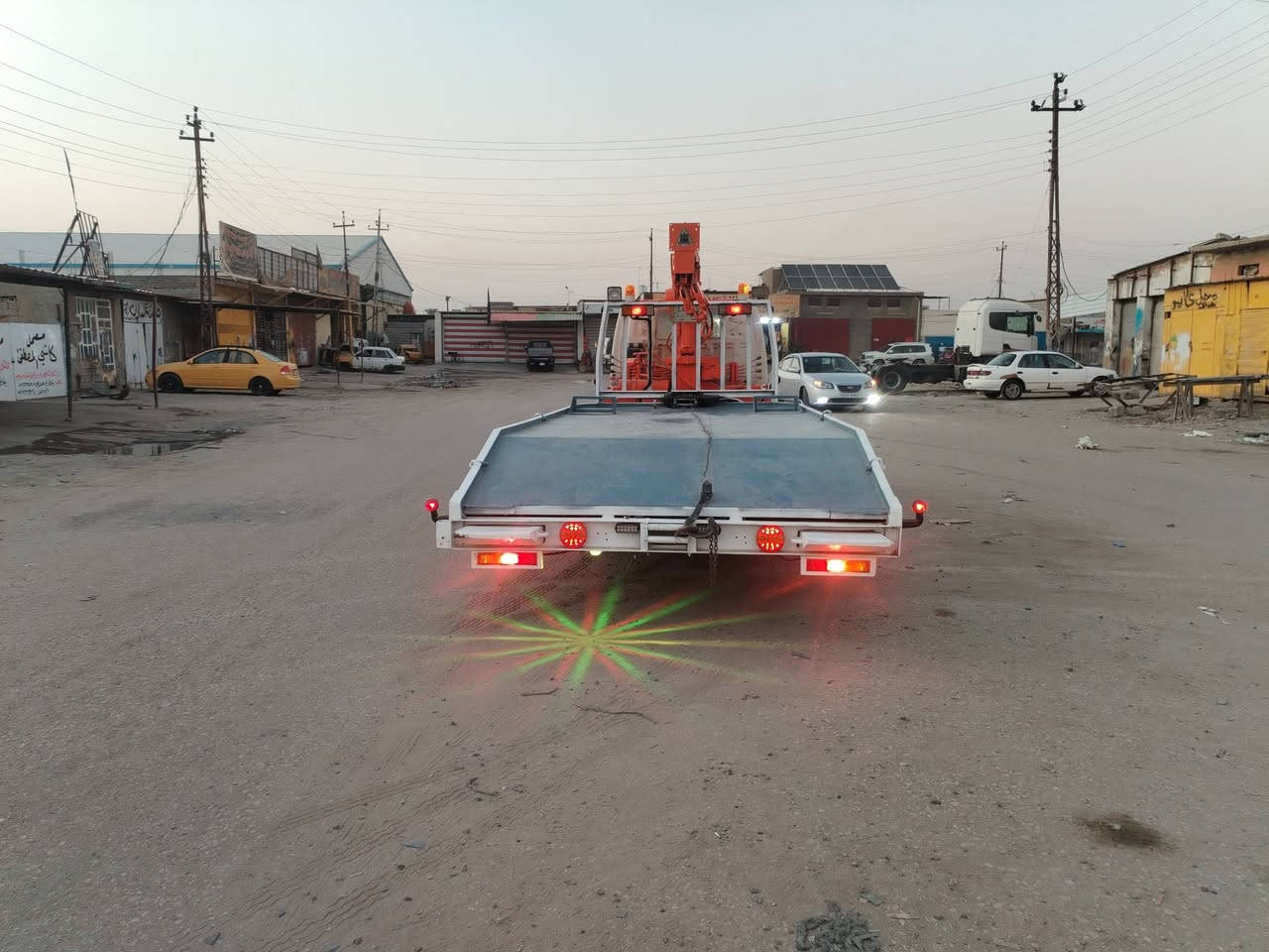 كرين فلات مازده ٩٣ رقم واسط تخم تاير محرك نضيف بدي تفصال جديد بل سنويه حمل جهاز كرين ياباني ساكاي حموله ٣ طن الا ربع شاصي مكفول سعر ١٢٥ عنوان بابل ***********

نص مكتوب في الصور:
- *********** 2700 K SAKAI
