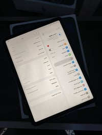 ايباد اير ٥ • ٦٤ • ملحقاته كاملة