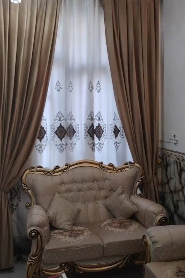 تخم ملكي جديد للبيع عشر مقاعد السعر ٦٠٠ وبي مجال ***********
