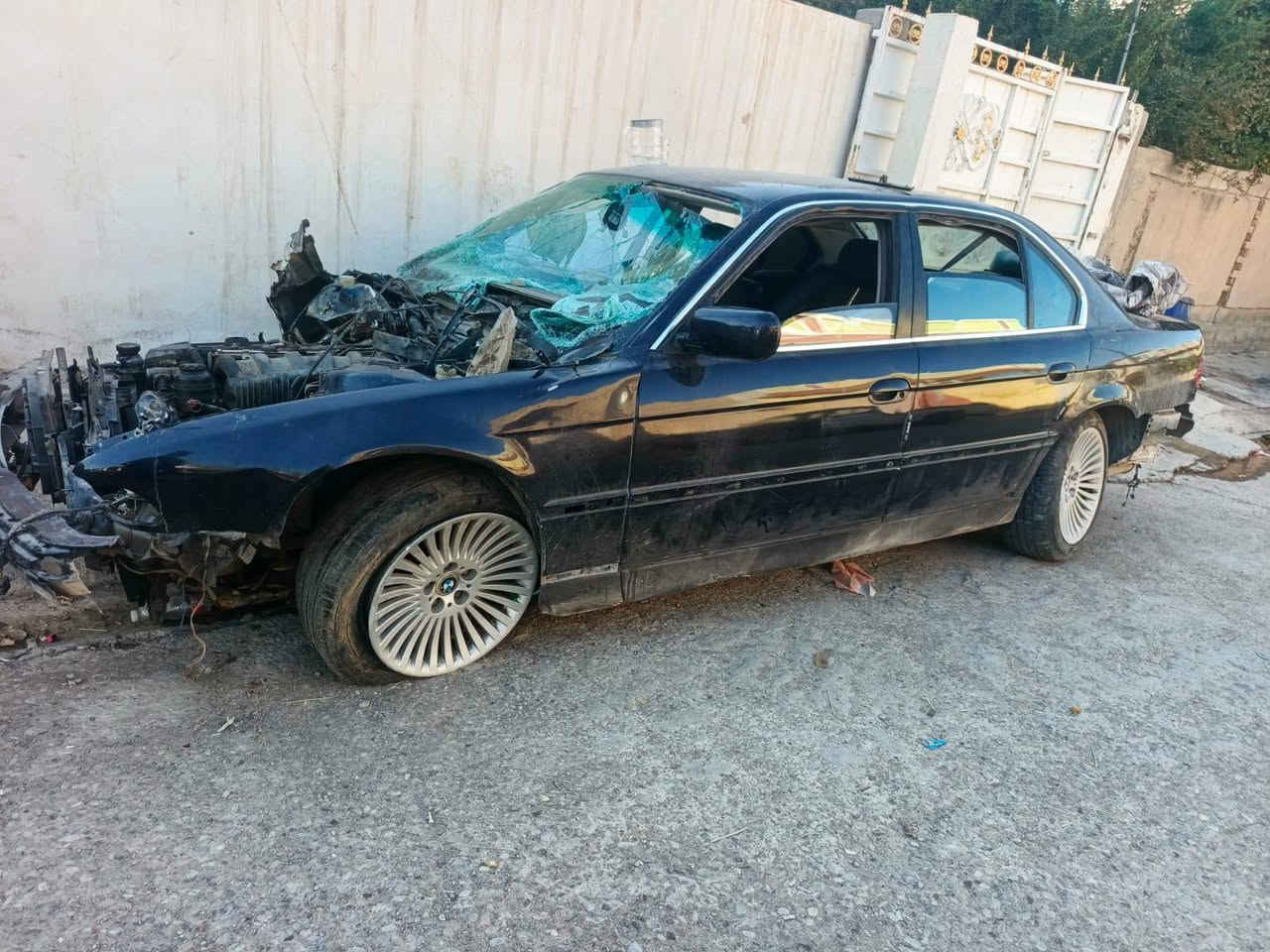 بيام كاسحه للبيع على وضعها كفاله التحويل سويت كتاب محضر للحادث 
***********
*********** كركوك, العراق
