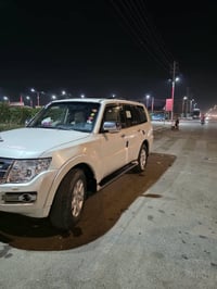 باجيرو • ٢٠٠٩ • فول مواصفات