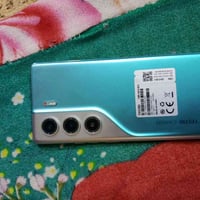 تكنو كمون 40 برو 5g ذاكره 256 عشوائيه 8+8 هي 16 جهاز غني عن تعريف وراق...