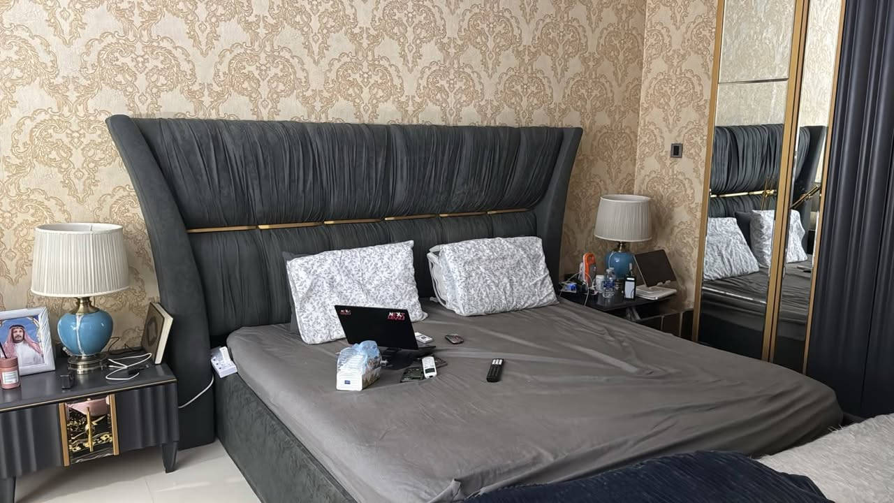 بنايه
طابق ٩ 
مساحه ١٧٣ متر 
فارغه بدون اثاث
280,000$
بيع مستعجل التواصل مع رقم*********** يوجد واتس
