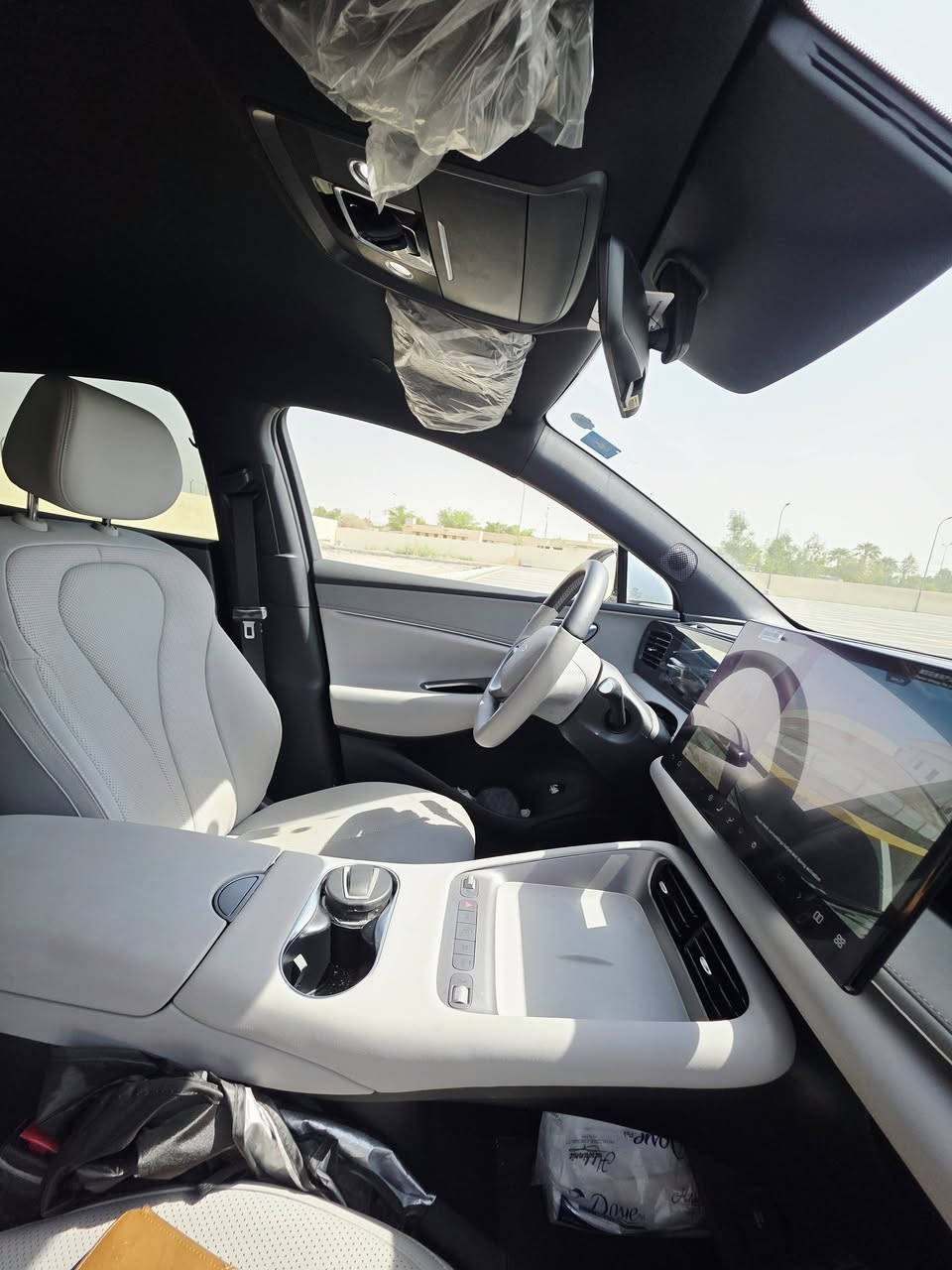 بي واي دي سيلايون  06  Sealion
2025
رقم بغداد
ماشية 3.000km اخت الزيرو
هزة جديد ورقم جديد✅️
بأسمي 
مكفولة كفالة عامة من الشخط✅️
بعدهة بريحة الوكالة
المواصفات: 
كرسين كهرباء
كرسين تدفئة تبريد
تدفئة ستيرن
شحن مدى 140-160 كيلو متر
بنزين مدى  1500km 
صندوق كهرباء
شاشة جبيرة
انارة داخلية
تبريد قطعتين 
٥ راكب 
١٣ كامرة
١٢ حساس
اوتو بارك
قيادة ذاتية
داخل جلد  
الدشبول مطعم ✅️
يفضل التواصل عن طريق الواتساب  (***********)
العنوان بغداد - حي العامل
السعر  : 39.500 وبيه مجال شي بسيط✅️
