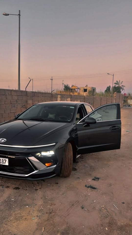 سوناتا 2024 سياره وارد امريكي محرك2500
جديده دوشمه جديده دبل جام السيارت نضيفه رادارات سياره كامله كير حداده محرك تبريد كله كفاله السياره بيه تبديل بابين صفحه السائق نفس اليبل نفس الرقم سياره مطابقه رقم السياره بصرة باسمي تحويل ثاني يوم احولك عنوان البصره جبيله
السعر 180 ورقه رقم: ***********
