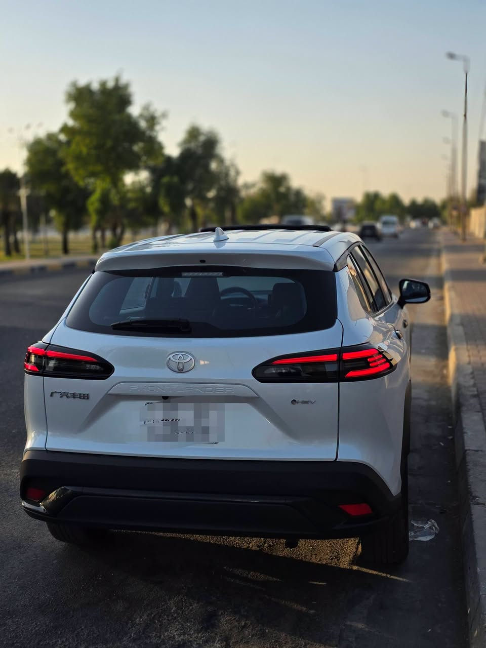 فرونت لاندر  الشكل الجديد
Fortlander 
ماشية  4.000km
مكفولة كفالة عامة فقط بيع 
عليهة بولارايز  كامل ب ٣٠٠$
فتحة سقف 
تبريد قطعتين
رادار 
حساسات
كامرة 
داخل مخمل
عدسات زينون بلادية
لدات خلفية 
 اوتو هولد 
قيادة ذاتية ومثبت سرعة

للاستفسار *********** 
 رقم الهاتف 
السعر 32.250
