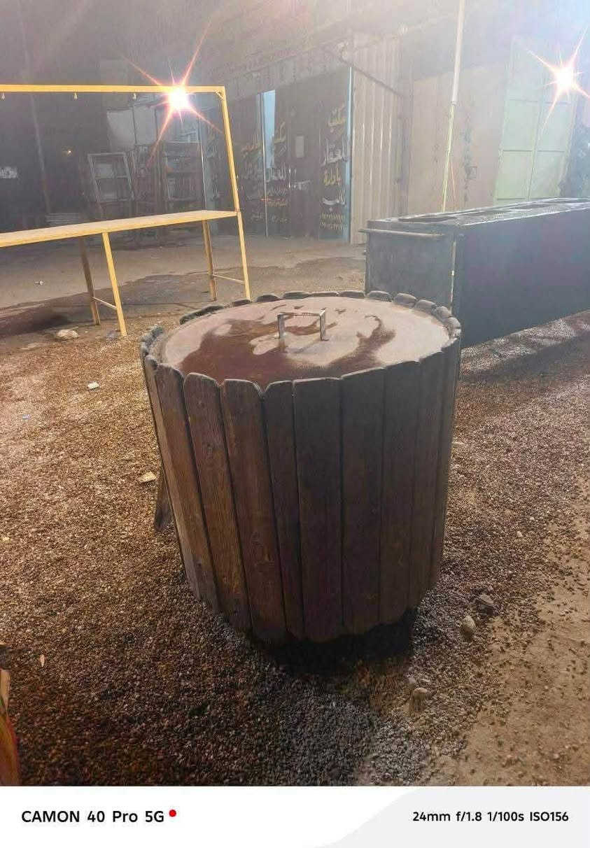 غراض مطعم نضافه ٪90
السعر (700) و بيهن مجال و البيعه شلعه وحده يعني مو كل قطعه وحيده  
للتواصل (***********) واتساب 
1-شوايه غاز فول نضافه 
2-شوايه فحم مستخدمه شهر فقط 
3-سنكي سل ستيل جديد 
4- تنور مندي نضيف
5- طباخ 4 عيون فول نضافه
