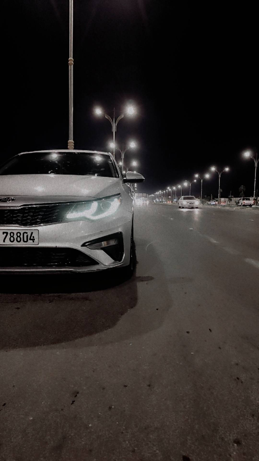 سلام عليكم 
 اوبتما 2020 امريكي محرك 2400
بيها جاملغ وباب صبغ خلفي جهة السايق وبنيد مبدل 
ماشيه 130
مكان كربلاء 
***********
