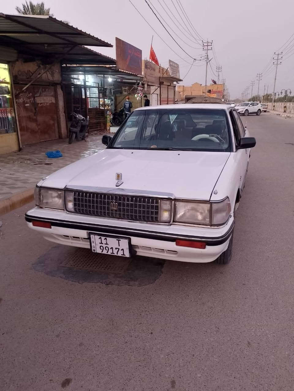 سيدان يسره بلاد مديل 88 كير مكينه 2اونص مكفولات.  تخم تاير جديد تبريد ثلج شرط بيهه ضربه خفيفه بلمدكر اليسر مصبوغ ولباقي بلاد لاصبغ ولا خياس جاهزه من الطول لطول رقم بغداد الماني بغداد بسمي تحويل مباشر  غرفه نضيفه  مكاني سوق الشوخ كرمت بني سعيد  شراي يتصل السعر 60 اوبيهه مجال قليل *********** مكلف بنشر ولله

