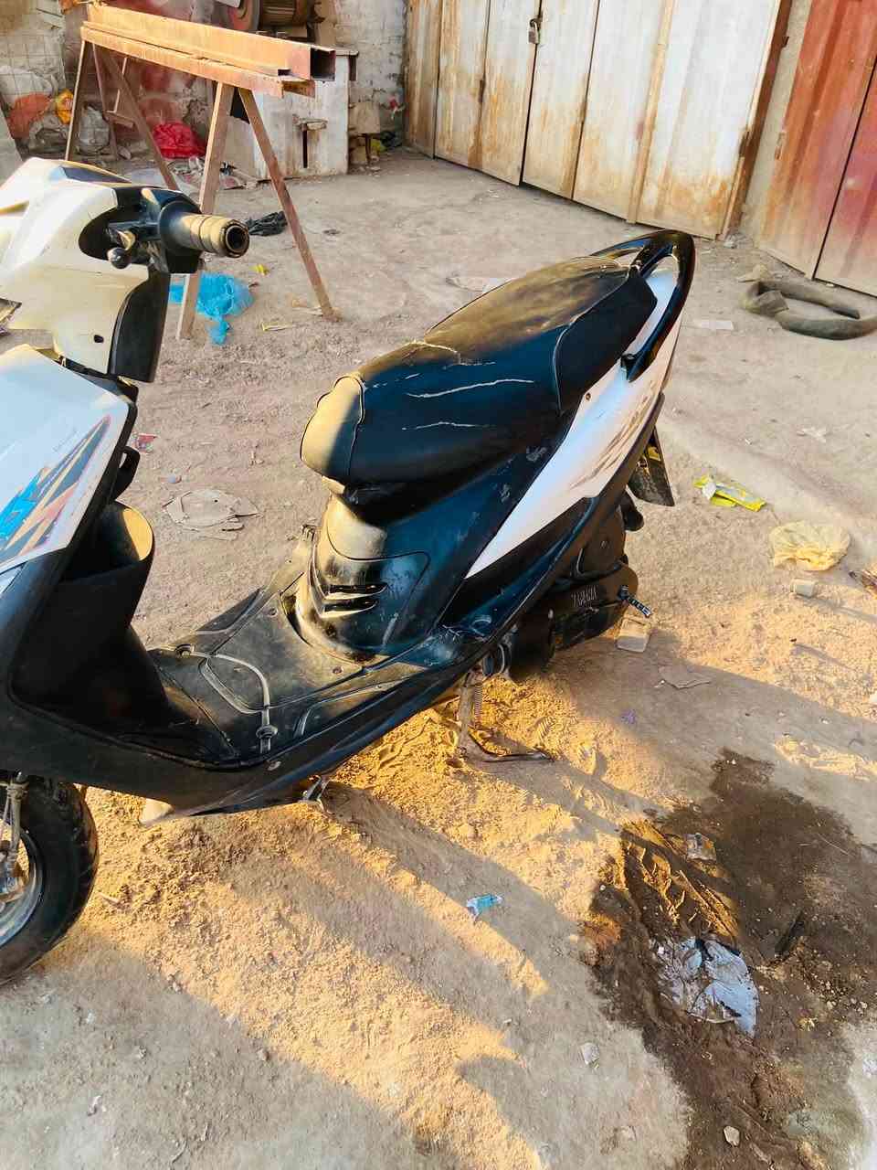 ماكس عدله دراجه شغاله شلعه ومعدل محركها نضيف صوته ناعم نقصها بس سلف واكف بيها السعر 325 مكاني كربلاء 
رقم ***********
