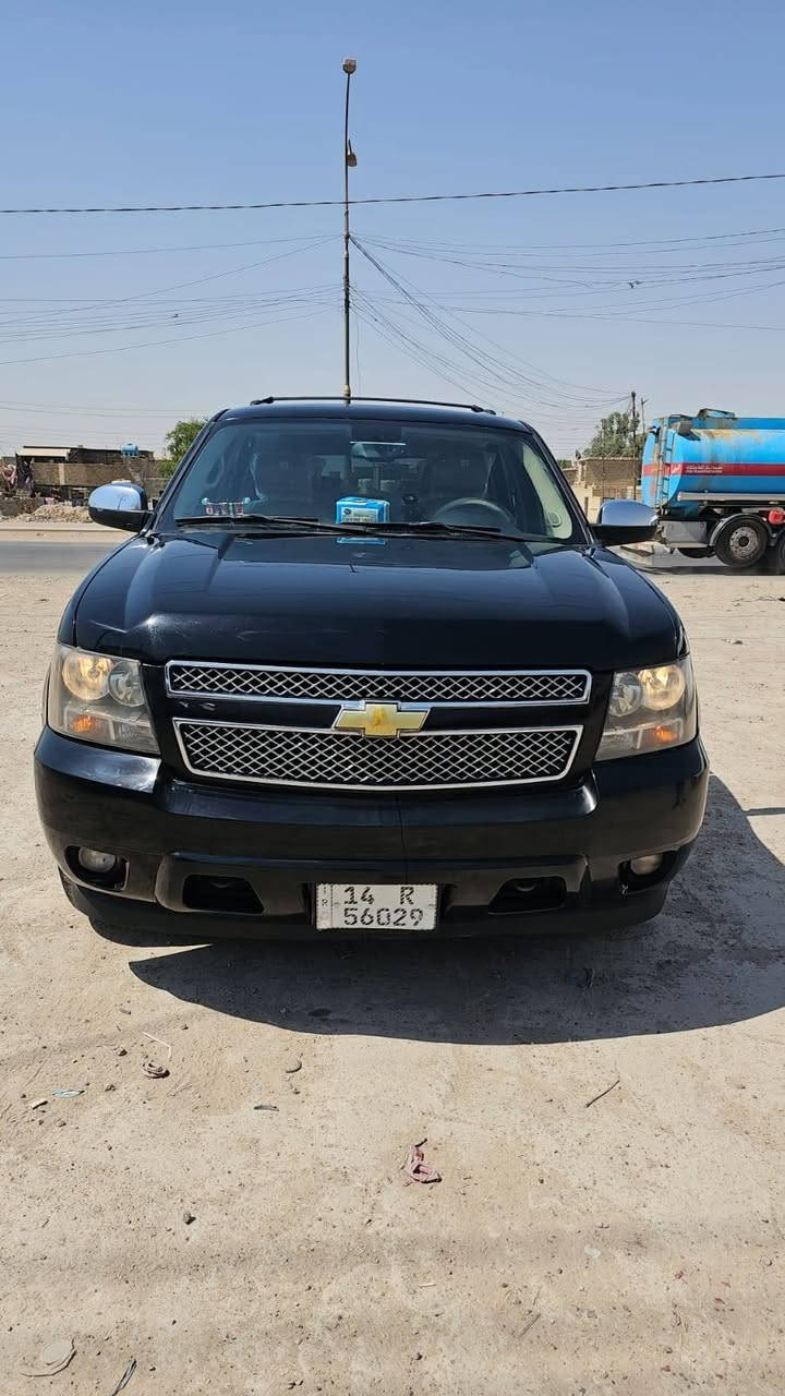 تاهوو 13 امريكي LTZ فوول
رقم بصره بأسمي 
سياره مكفول من المعجون والبارد
تبديل بابين خلفي بسبب خياسات فقط الله يشهد
محرك وكير خير من الله 
تخم تاير قبل يومين شاده 
تبريد ثلج،،، تشغيل عن بعد
كشنات كهرباء وخزن
جنطه كهرباء،، 
السياره بيها مكانات صبغ بسبب الجراد ابيعلك حزام
السعر 185   الله يشهد حيل متوازي ع البيع
المكان بغداد،،،،،، 
رقم الهاتف ،، ***********

