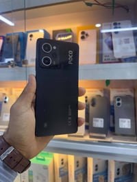 بوكو X5 برو فايف جي • ٢٥٦ • سوبر اموليد ١٢٠ هرتز