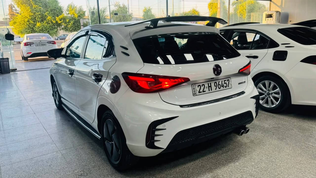 بسم الله الرحمن الرحيم
MG 3 
موديل 2024 
موبايل ***********
***********
ته نها 35هه زار رؤيشتووه 
نرخ 💰 98$ 💰 
بئ صبوغ 
ته نها دوو PDR زؤر بچوك هه يه 
سيارة به س ماشاء ألله ده ويت له جوانى 
كامل جوانكارى بؤ كراوه 
شاشه گه وره 
گيچ الكترونى 
سوكان ڤوليوم 
لايت ليد و زينون 
بگ لايت ليد 
حساس دعامى دواوه 
صوتى گزؤز بؤ دانراوه به كونترول 
Apple car play ⏯️ 
Auto Android 
شوين هه ولير 
زؤر مواصفات تر.....
