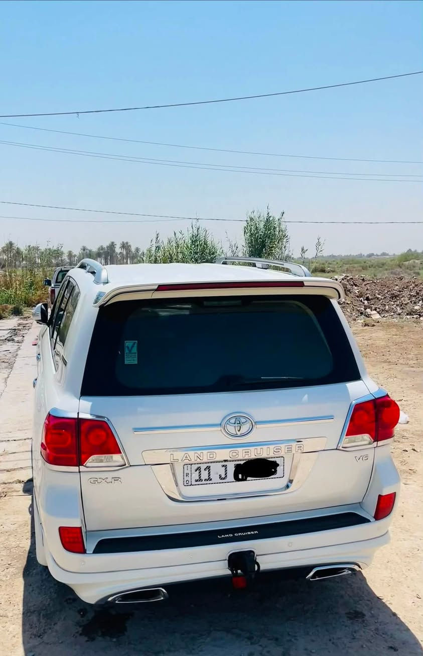 السلام عليكم لاندكروز GXR  2012 رقم بغداد مشروع وطني بإسمي مكانها بابل
السيارة مكفولة كفالة عامة عدا المذكور في الصور والسونار 

مكينة مكفولة كفالة عامة من الفتح والتنقيص والتبخير ماشيه 255 

تبريد ثلج ثلاث قطع  حدادية بحالة الوكالة تايرات تخم انتاج 24 

سلايد روف بصمه شاشه كامرة امامية وخلفيه حساسات تحكمات فول مثبت سرعة  مري قلاب كشنات جلد فور ويل ثلاجة

سعرها332 وبيها مجال 

للتواصل ***********
