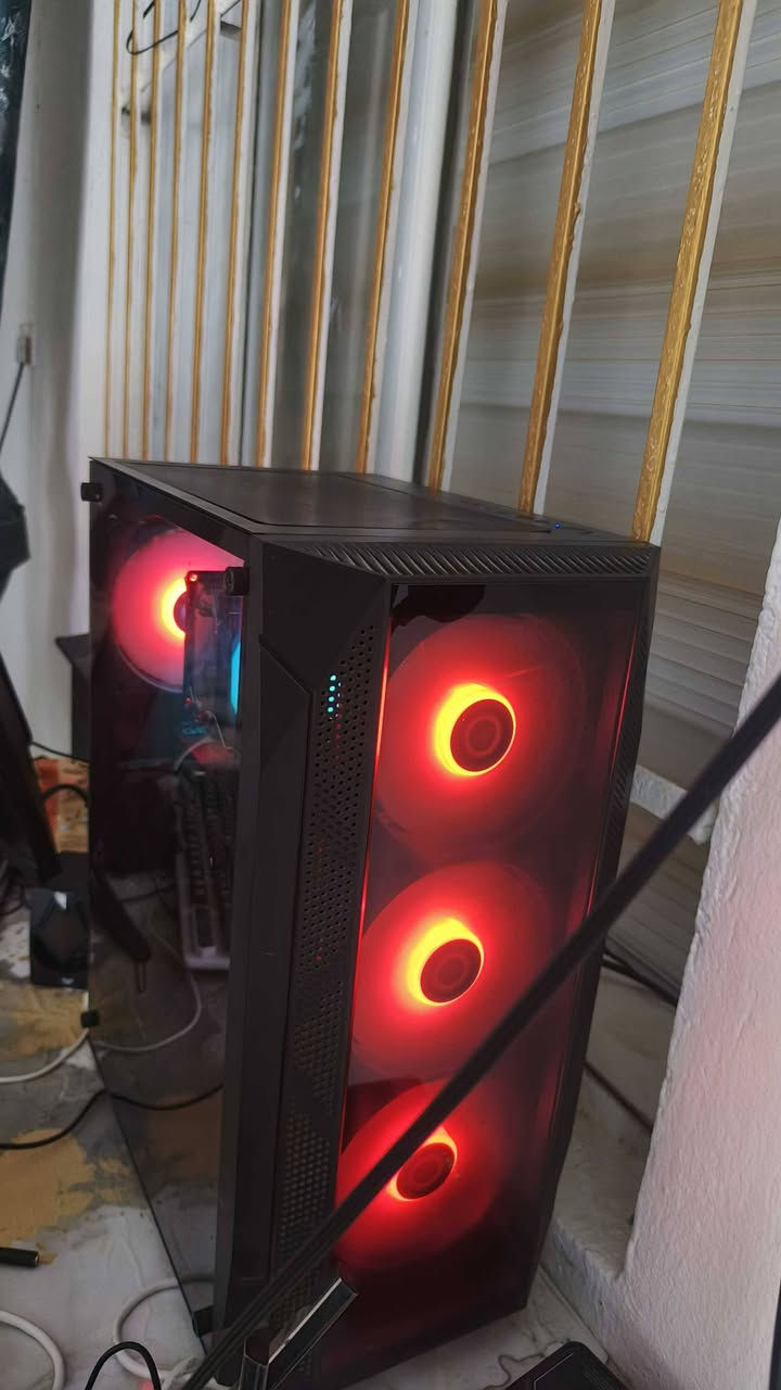 السلام عليكم تجميعه PC للبيع
سعرها 950 قفل قفل 
مكاني بابل  القاسم يوجد توصيل  لكافه العراق 
رقمي ***********
