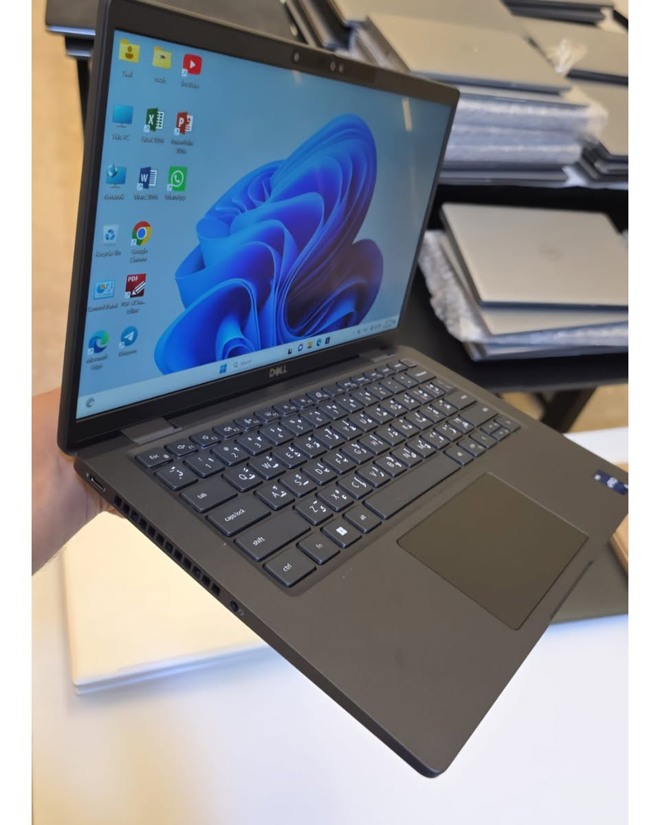 🔥 **فخامة الأعمال بلمسة واحدة!** 💻✨

💻 **DELL LATITUDE 7430**

✔️ المعالج: Intel Core i7 – الجيل 12

✔️ الرام: 32GB DDR4

✔️ التخزين: 256GB SSD NVMe

✔️ الشاشة: 14.0" FHD IPS لمس

✔️ كرت الشاشة: Intel UHD Graphics 16 GB

💰 **السعر نهائي : 590,000 دينار عراقي**

🎁 ماوس 🖱️ + حقيبة 🎒 + توصيل 🚚

🔹 الحالة: وارد أوروبي، غير مستعمل في العراق، نظافة 95% فما فوق.

🔋 البطارية: بحالة جيدة — ضمان ساعة فما فوق.

🛡️ ضمان فحص وتشغيل أمام المندوب + ضمان أسبوعين ضد الخلل المصنعي والاستبدال بنفس الموديل.

📩 للحجز والاستفسار، راسلنا الآن.

نص مكتوب في الصور:
- Dell Latitude 7430
- core i7 .. 12 .. لمس
- *********** دكان للحاسات