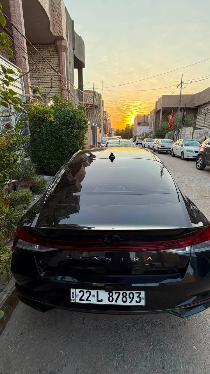 .

🚘 للبيع | هيونداي النترا 2022
وارد أمريكي | فول مواصفات

📌 مواصفات السيارة:
▪️ اللون: أسود.
▪️ محرك 2000 دوش
▪️ الممشى: 77 ألف كم.
▪️ تشغيل ودخول ذكي (بصمة).
▪️ شاشة رئيسية.
▪️ شاشة عدادات ديجيتال.
▪️ نظام صوت Bose.
▪️ فتحة سقف.
▪️ كاميرا خلفية.
▪️ نظام مراقبة النقطة العمياء.
▪️ نظام منع الاصطدام الأمامي.
▪️ مثبت سرعة ذكي (Smart Cruise).
▪️ Auto Hold.
▪️ مقاعد مع تدفئة.
▪️ السيارة فول مواصفات.

🔹 الحادث الأمريكي  فقط العتبه مال الصدر موضح بالصور بكل شفافية.
🔹 السيارة نظيفة وجاهزة للاستخدام.

📍 الموقع: النجف – قرب مجسرات الزهراء.
📞 للاستفسار: ***********
