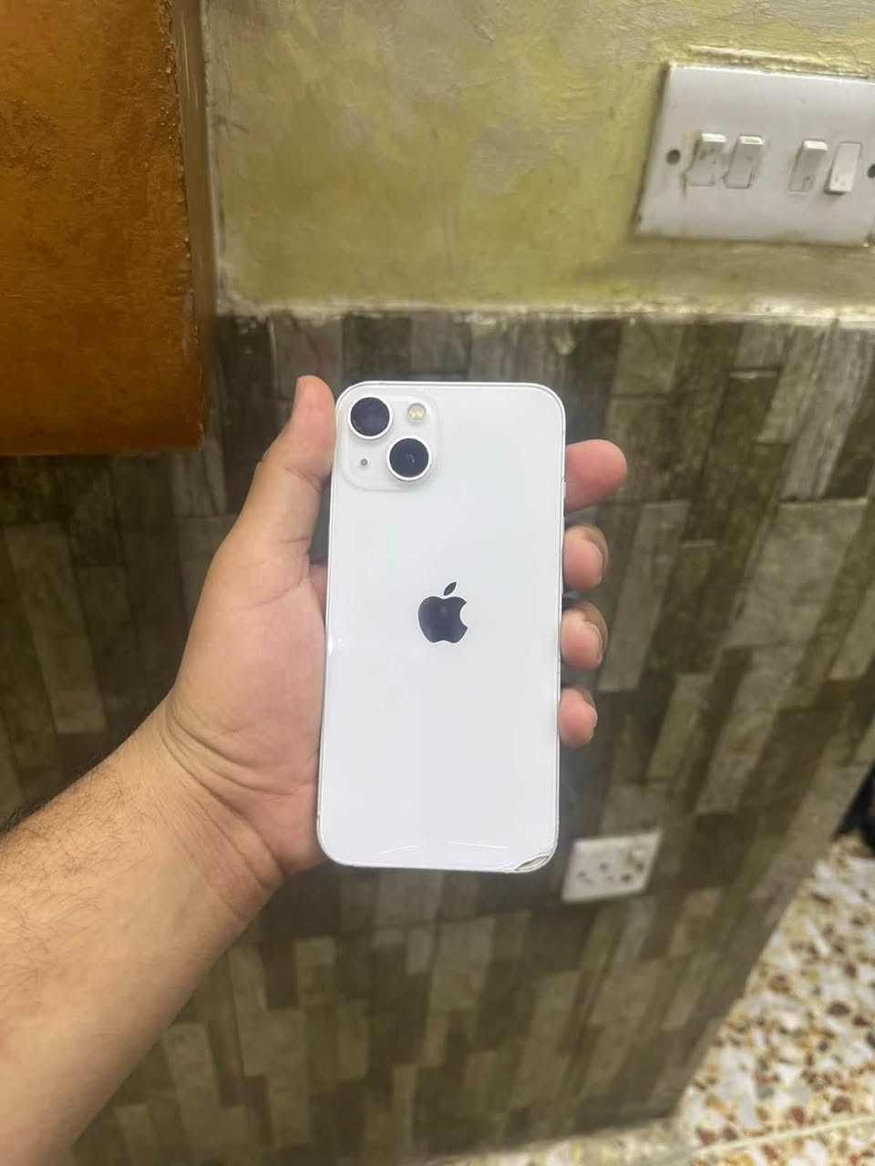 ايفون 13 • ١٢٨ جيجا • بطارية ٨٠٪
