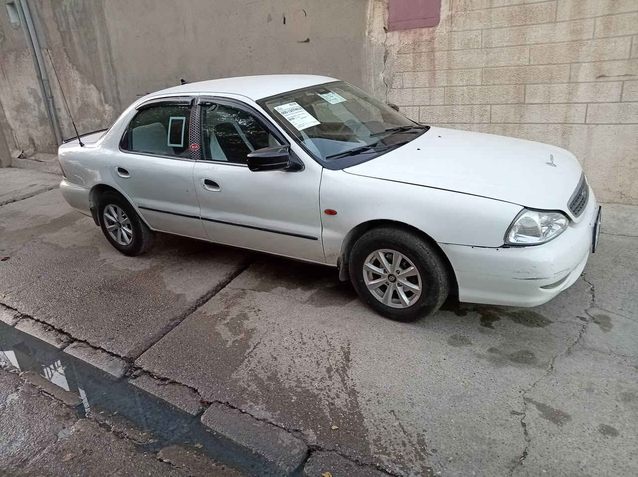 السياره للبيع تواصل عل رقم***********
