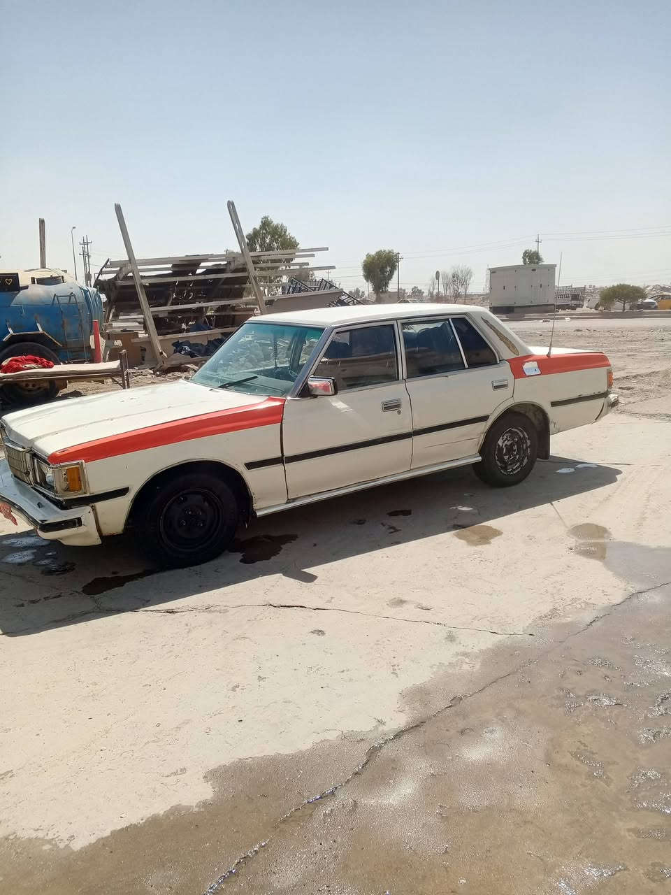 سوبر 83للبيع فقط اتريد وكاله اتريد تحويل كير اوتماتيك محرك ونجي كهربايات كامله شغاله السعر 15قفل المكان كركوك ***********
