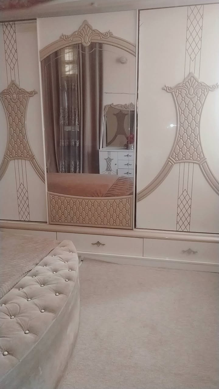 غرفة نوم تركية سعرها ٢ مليون للتواصل واتساب ***********
