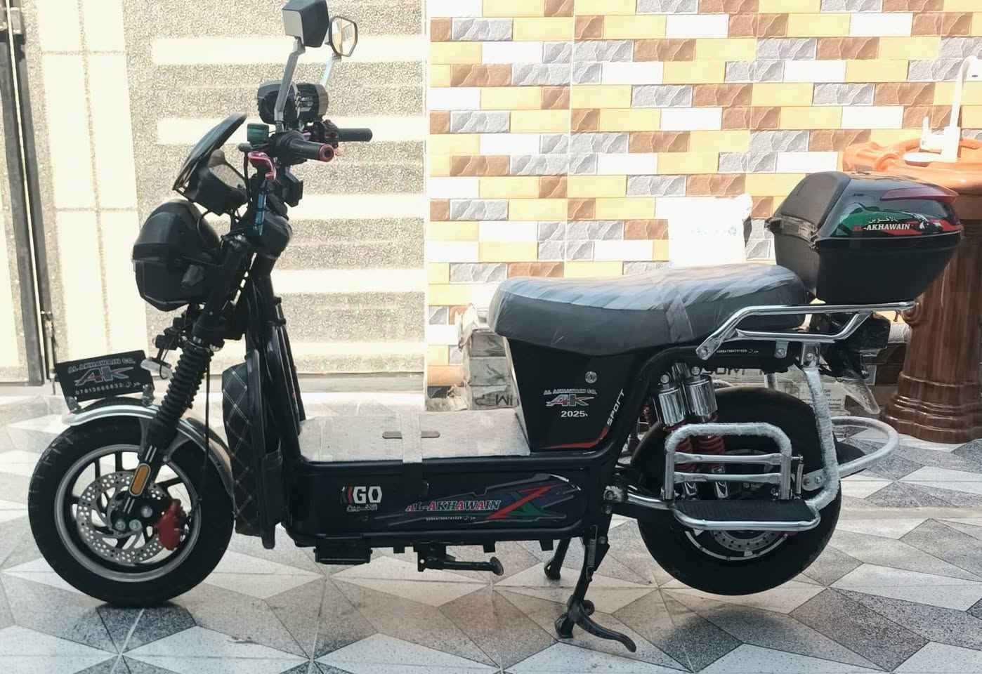 للبيع جبلي موديل 25
ام بصمه كهربائيات كلها شغاله اي نقص مابيه 

بطاريات عشره ونص يقرن فول  سته باتري 
جنطه بوكس نشرات جانبيه 
نضام سويج +بصمه تشغيل عن بعد
مانع سرقه تحكم عن بعد 
دبل بصمه وسويجين 
ماطور نظيف كهربائيات كلها شغاله اي نقص مابيه 
دبل اشاره/نضام ار رجوع للخلف 
4سرع+مثبت سرعه
دبل اشاره /يمين يسار 
سعر 650 بيه مجال لشراي 
*********** وبي واتساب
