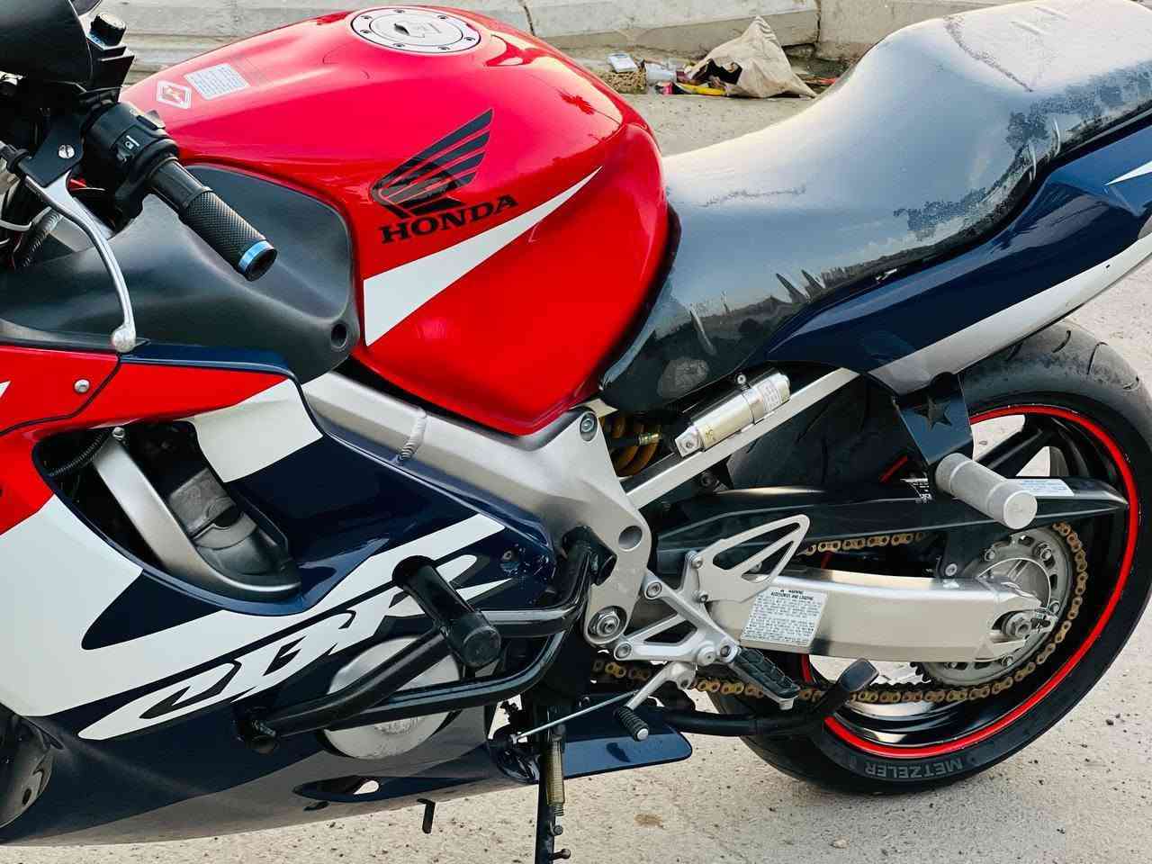 افوراي 600 • كفالة عامة • ٢٧ الف