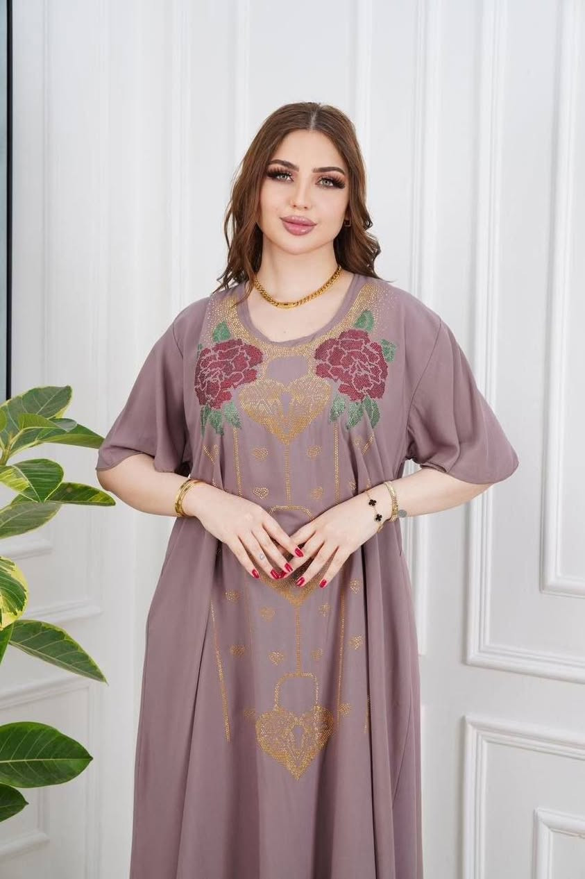 ✅الخامه كشمير ساده مطعم ستراس درجه اولئ 

✅القياسات  2XL.  3XL  4XL. 5XL

✅اقل طلب درزن 

✅سعر الدرزن 👈 75 آلف فقط 🔥 

للحجز واتساب***********
التوصيل داخل بغداد 5 الاف والمحافظات 6 الاف

