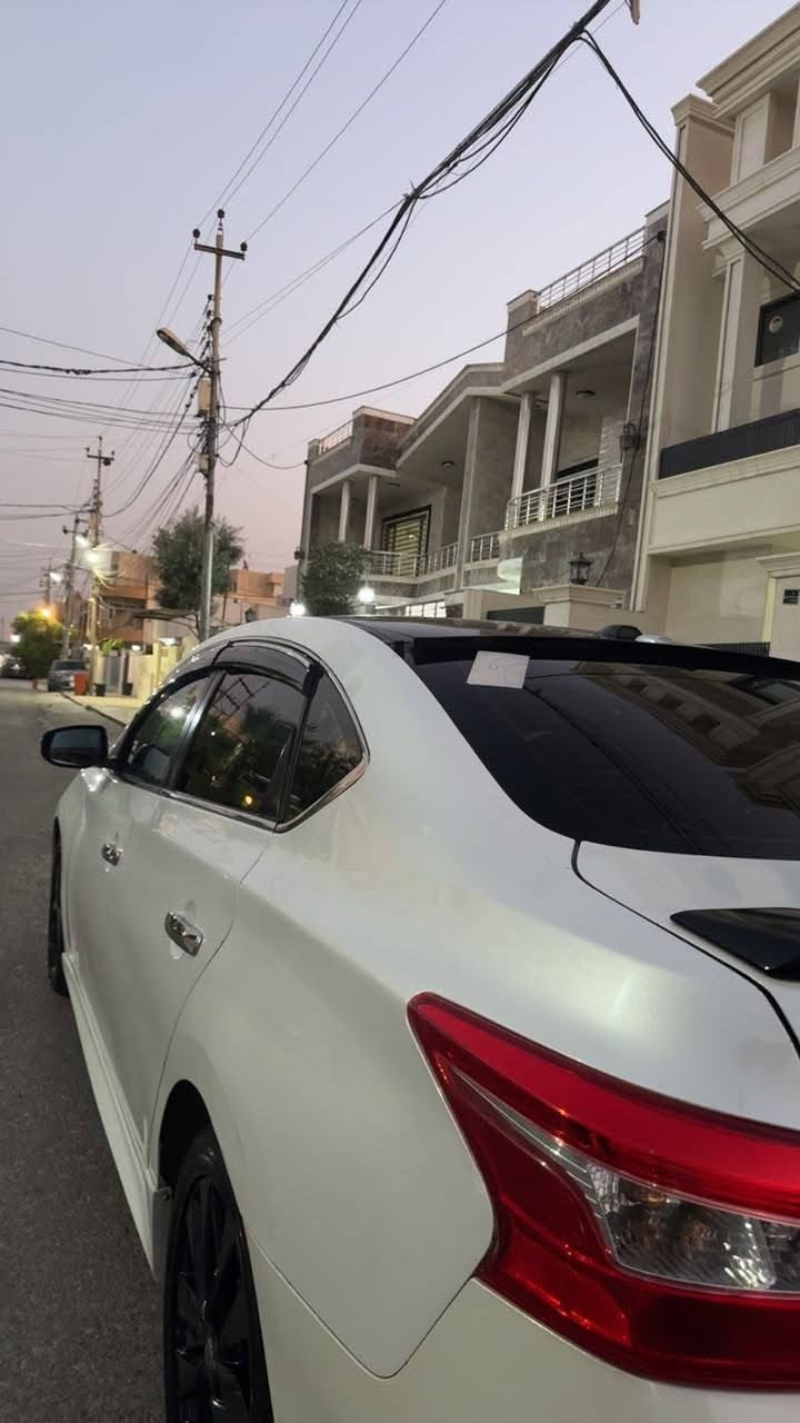 NISSAN SENTRA 2017
***********
نیسان سێنترا 2017 - فول مواسەفات SR
​گێڕ: ئۆتۆماتیک 
​مەکینە: 1.8 لیتر (4 سلندەر)
​بەسمە دەرگا و کارپێکردن
​بئ سلايد
​کوشن جڵد   گەرمکەرەوەی کوشن (کوشن هیتر)
​شاشە و کامێرای دواوە
​سیستەمی دەنگ BOOS 
​سپۆیلەری دواوە باڵ
​ویل کۆپ کەپ (رینگ سپۆرت)
​ئاوێنە کارەبایی و هێمای ئاوێنە (ئیشارەت)
سعر ١٠٥ $
​سیستەمی لێخوڕینی Eco / Sport / Normal
3N1AB7AP4HY292890
سياره كه له هه وليره
***********
بئ صبوغة أربيل, العراق
