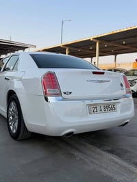 كرايسلر 300 • ٢٠١٢ • مكفولة