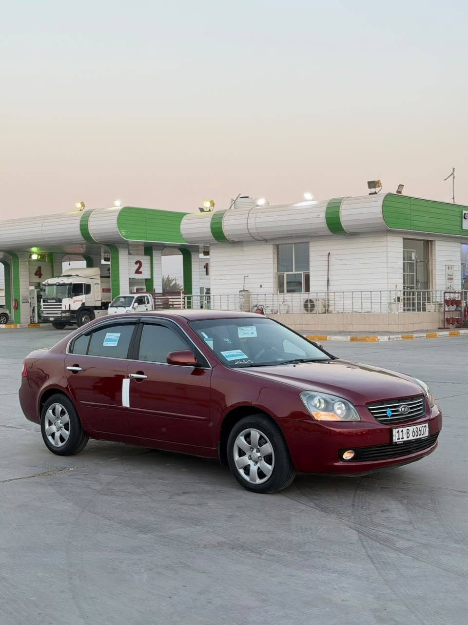 السلام عليكم
اوبتما 2007 أمريكي 
رقم بغداد انكليزي باسمي شخصيأ تحويل مباشر هزه ولسنويه جدد 
مكينه 2400 //كير 5 نمر 
(كير ومكينه مكفولات) 
تبريد ثلج (كمبريسر وراديتر جدد مبدلهن) ❄️ 
حداديه جديده امامي وخلفي ++تخم تاير جديد 
كهربائيات كلها شغاله مابيها نقص ابد. ريمونت سنترلك 
5 تجاوي 
السياره ليبل واحد بدون اي تبديل؟؟ 
حادثها جاملغ خلفي بدون حوض او تصليح فقط شي بسيط بالجاملغ 
(صبغ عام جماليه أثر جراد فرن درجه اولى موهيج صبغ عادي وبالواقع احلا من الصور) السياره جدآ جدآ نضيفه ماشالله ومتعوب عليها وجاهزه من كلشي 
السعر 88 وبيها مجال حك الضيافه شي بسيط فقط 
والسوك كلشي بي اخوان
مكاني بابل محاويل والشراي يتصل على الرقم *********** 
***********

88 ومجال بسيط فقط
